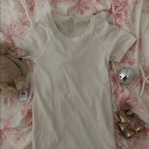Lululemon White Swiftly